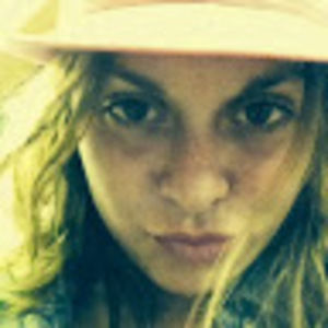 Meet your Posher, Daniela